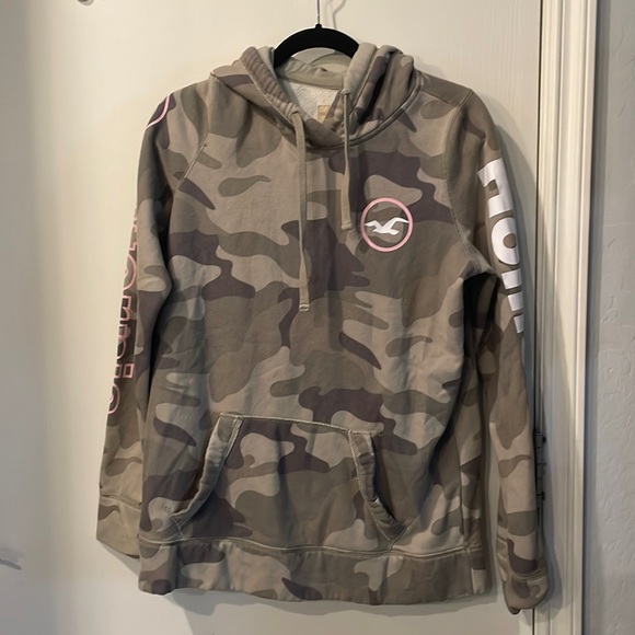 Hollister Jackets & Blazers - Hollister hoodie